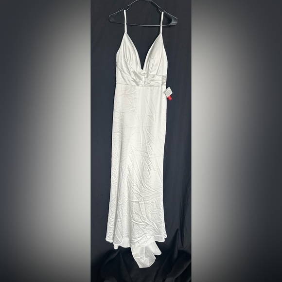 Mac Duggal 26264 NWT White Pleated Bodice Dress - Picture 4 of 6